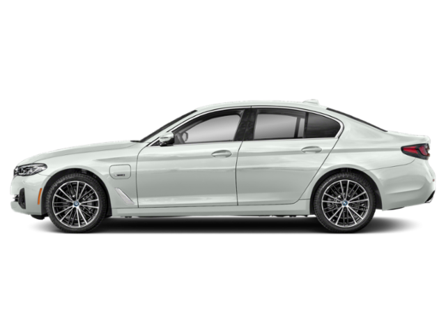 Certified Used 2023 Alpine White BMW 530e iPerformance image 4