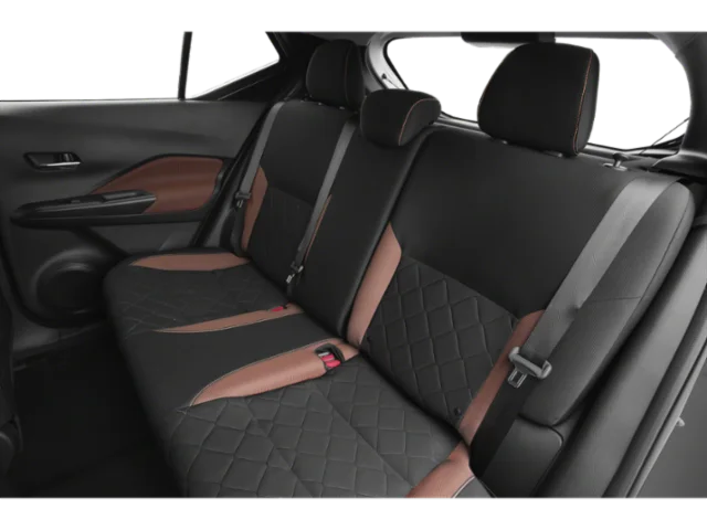 Used 2020 Aspen White Nissan SR image 13