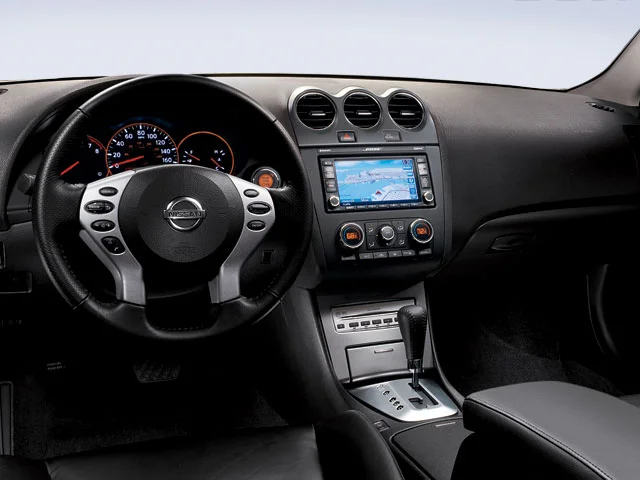 Used 2009 Gray Nissan 2.5 SL image 4