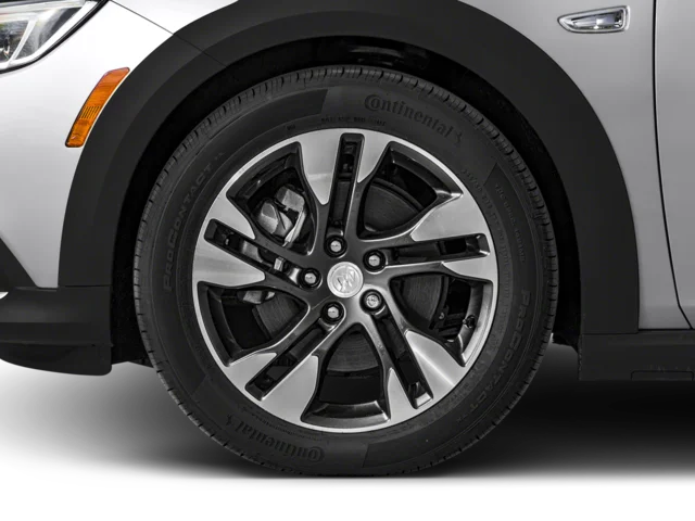 Used 2018 Gray Buick Preferred image 8