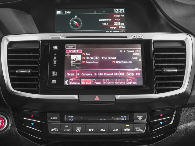 Used 2016 White Honda EX-L image 8
