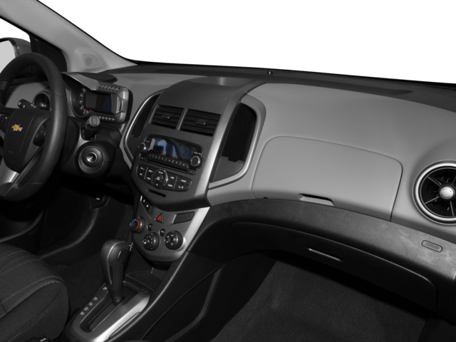 2016 Chevrolet Sonic LT - Photo 19