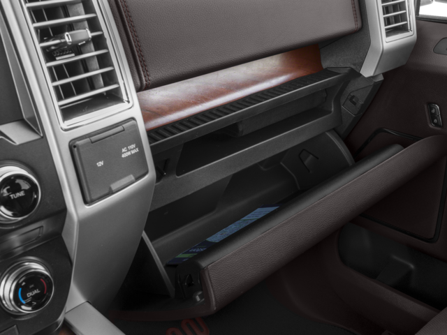 Used 2016 White Platinum Metallic Tri-Coat Ford King Ranch image 14