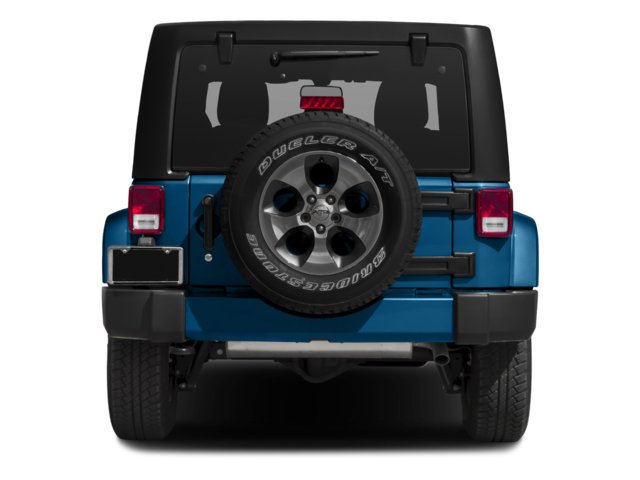 Used 2016 Beige Jeep Unlimited Sahara image 5