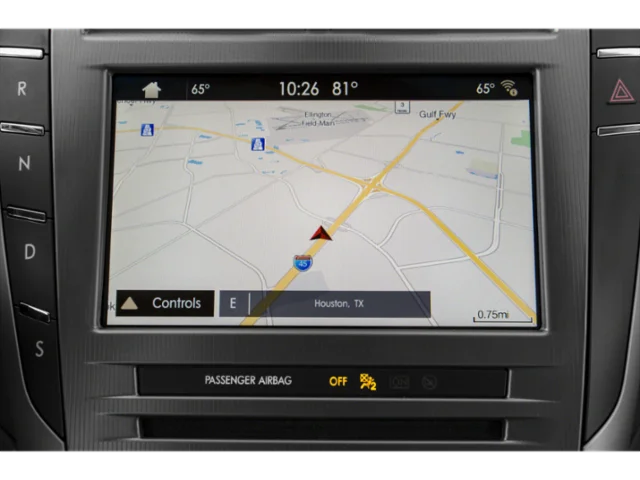 Used 2018 White Lincoln Reserve image 20