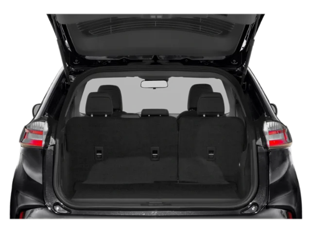 Used 2022 White Ford SE image 16
