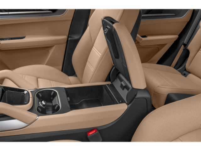Used 2026  Porsche Base image 16