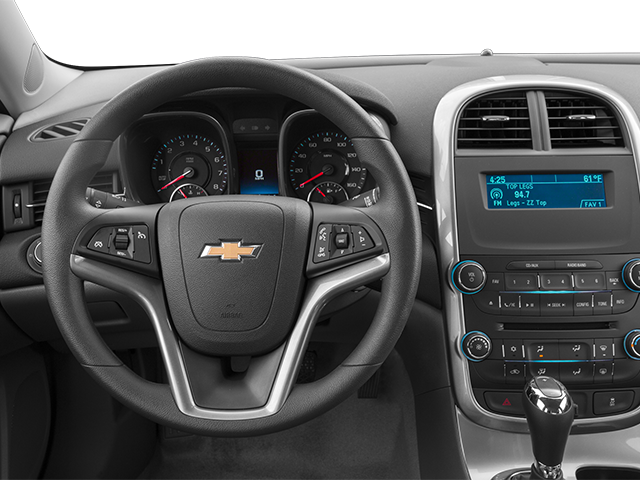 Used 2014 Silver Ice Metallic Chevrolet LT image 4