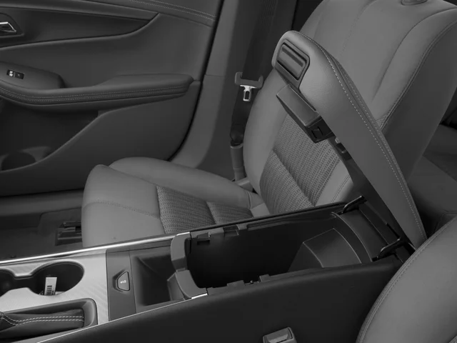 Used 2017 White Chevrolet LS image 12