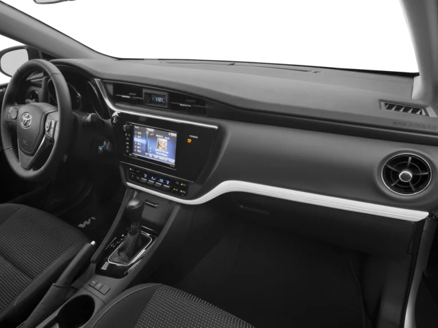 Used 2017 White Toyota  image 13