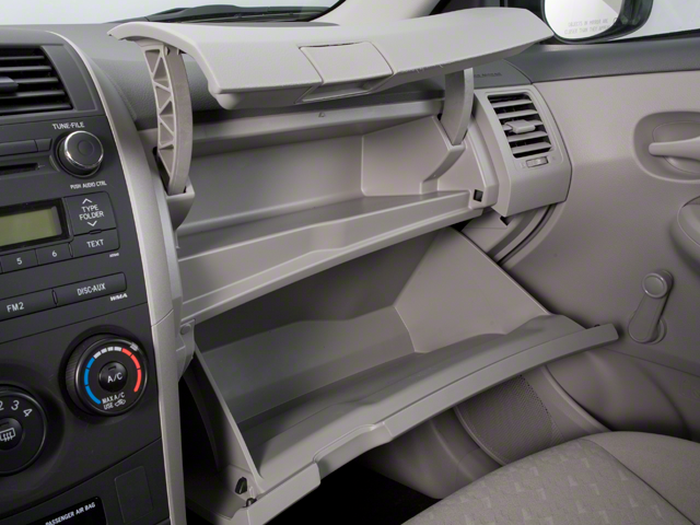 Used 2010 Silver Toyota LE image 13