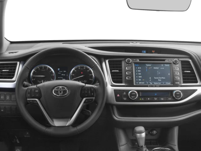 Used 2018 Predawn Gray Mica Toyota XLE image 7