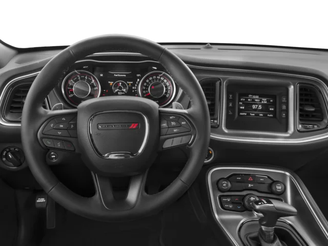 Used 2017  Dodge SXT image 7