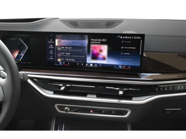 New 2027 Black Sapphire Metallic BMW  image 7