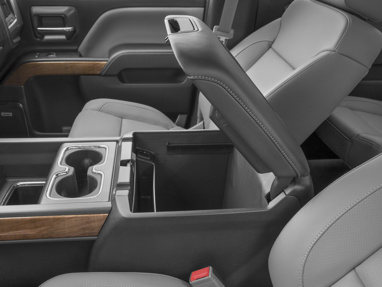 Used 2017 Red Hot Chevrolet Y image 12