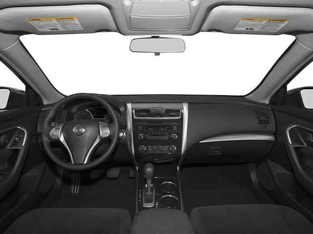 Used 2014 White Nissan 2.5 S image 5