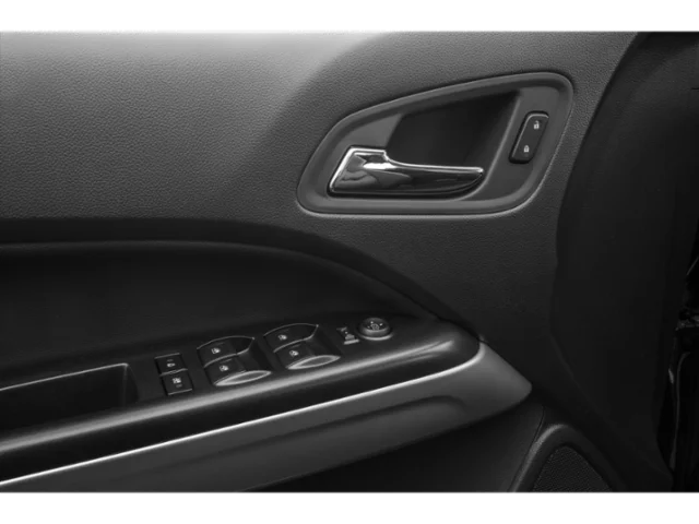 Used 2015 White Chevrolet LT image 17