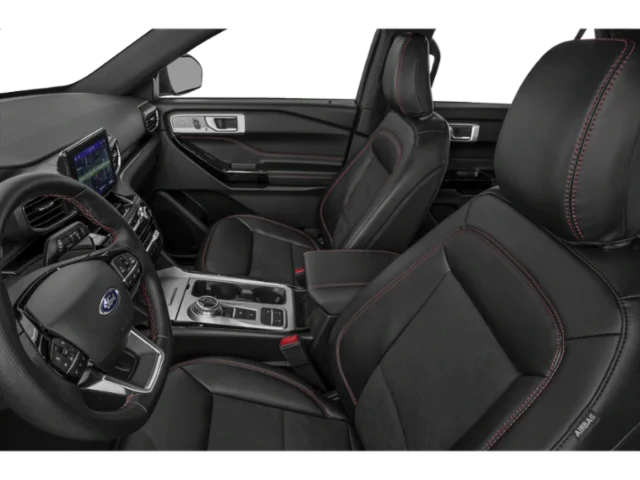 Used 2023 Agate Black Metallic Ford ST-Line image 6