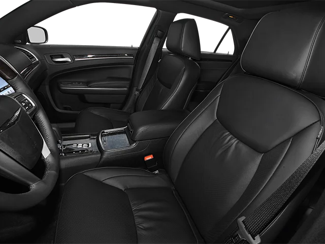 Used 2014 Black Chrysler base image 6