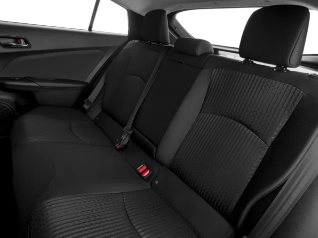 Used 2016 Green Toyota Three image 14