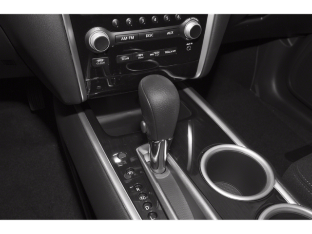 Used 2015 Black Nissan SL image 10