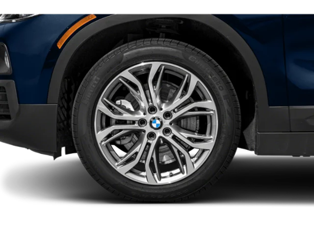Used 2018 White BMW xDrive28i image 8