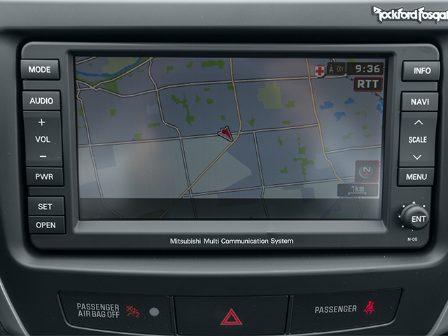 Used 2013 Quick Silver Metallic Mitsubishi ES image 18