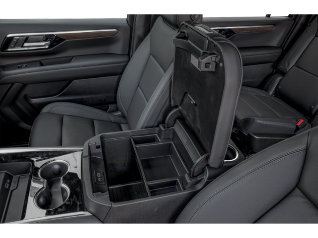 2026 Chevrolet Suburban LT - Photo 20