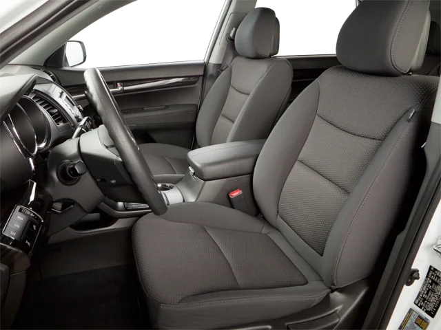 Used 2011 White Kia LX image 12