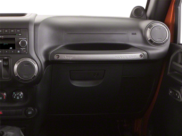 Used 2010 Red Rock Crystal Pearl Jeep Sahara image 18