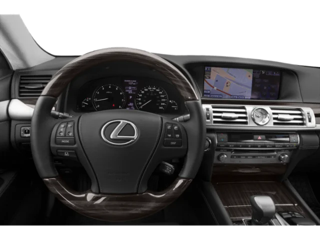 Used 2015 White Lexus 460 Crafted Line image 7