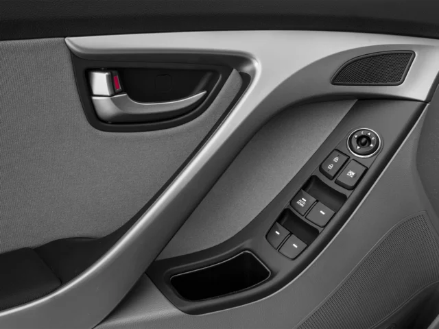 Used 2016 Blue Hyundai SE image 19