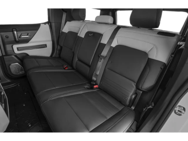 Used 2024 Black GMC 2X image 17