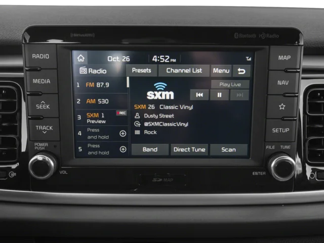 Used 2018 Red Kia S image 7