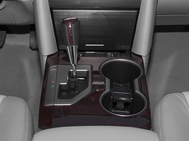 Used 2013 Red Toyota XLE image 8