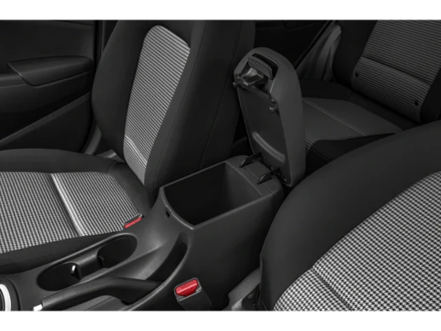 Used 2018 White Hyundai SEL image 14