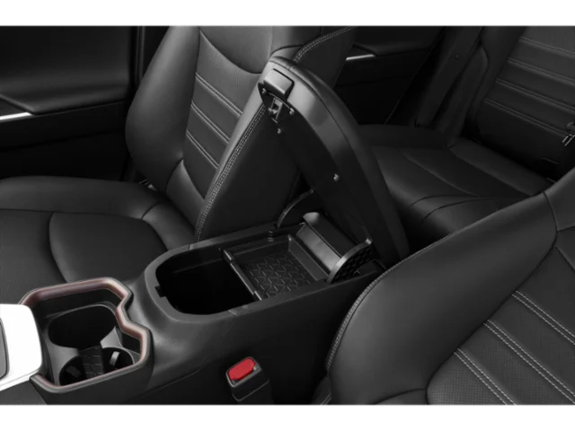 Used 2019  Toyota Limited image 16