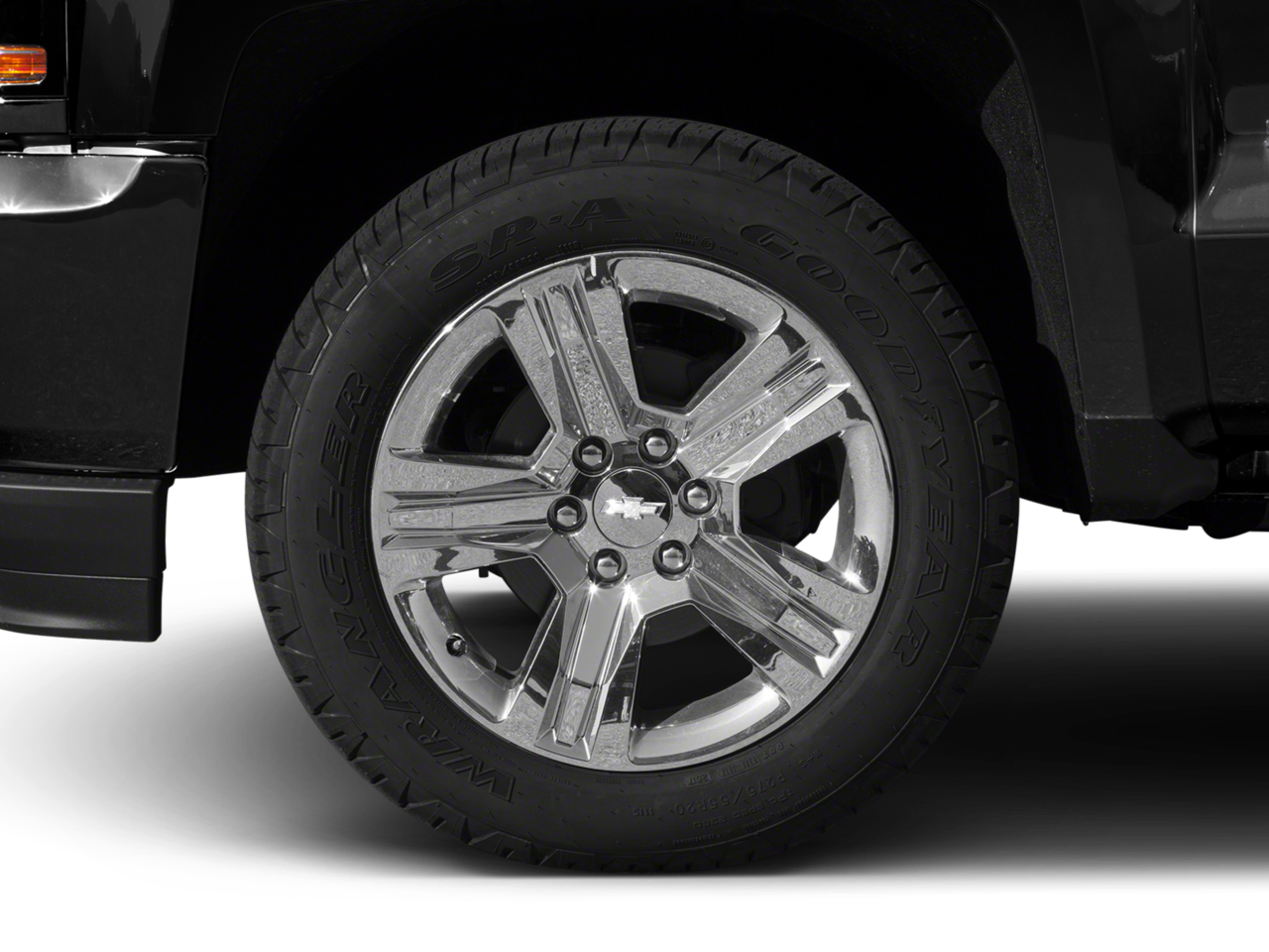 Used 2018 Summit White Chevrolet Y image 8