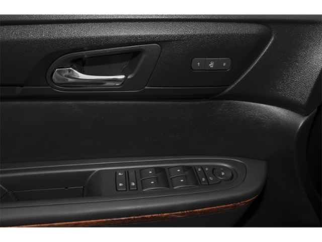 Used 2015 White Diamond Tricoat Chevrolet LTZ image 17