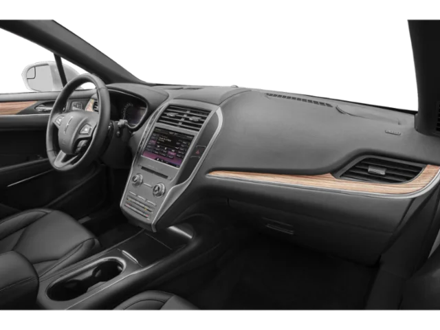 Used 2015 Black Lincoln Base image 16