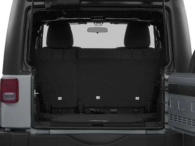 Used 2015 Gray Jeep Unlimited Sahara image 9
