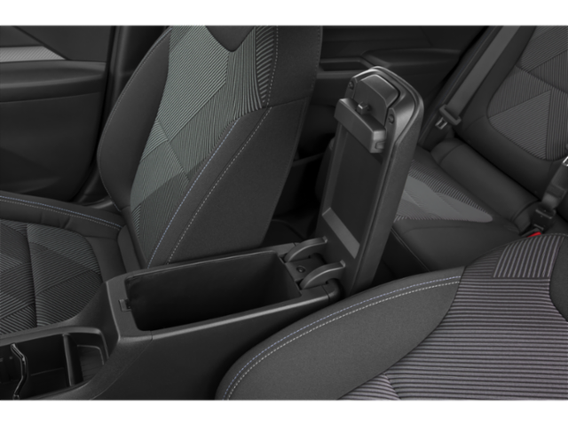 2027 Chevrolet Bolt LT - Photo 19