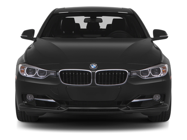 Used 2013  BMW 328i xDrive image 4