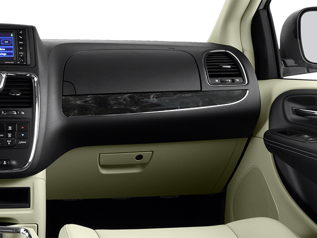 Used 2014 White Chrysler Touring image 13