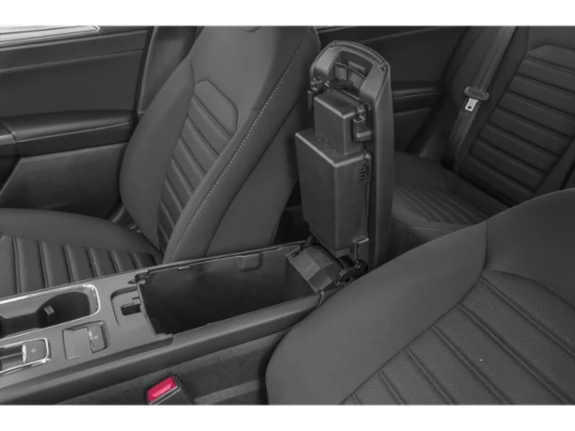 Used 2019 Gray Ford SE image 11