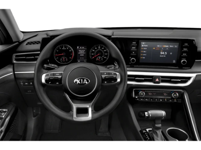Used 2021 White Kia LXS image 4