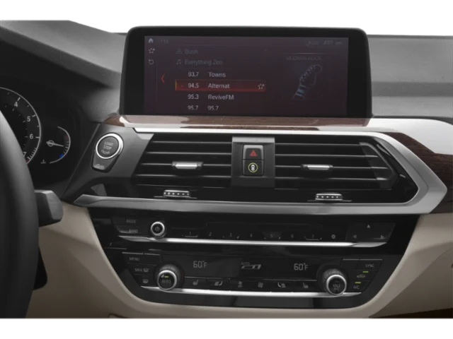Used 2020 Black BMW xDrive30i image 8