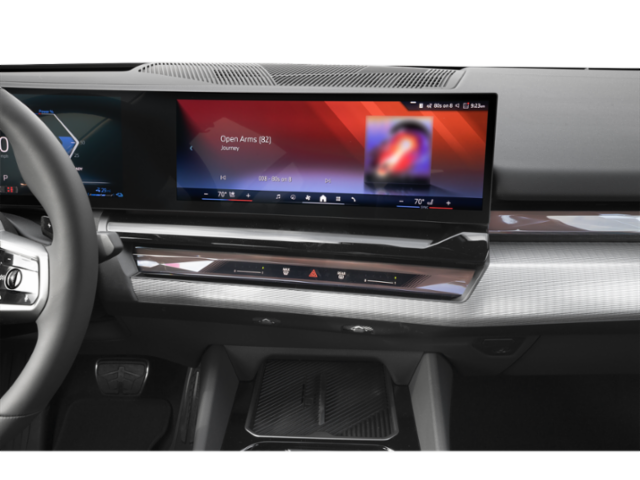 New 2027 Blue BMW 550e xDrive image 12