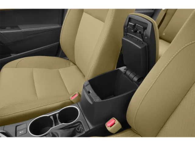 Used 2015 WH Toyota LE image 15