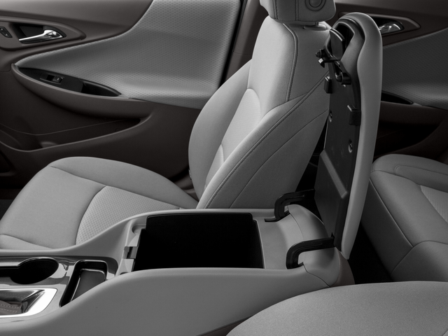 Used 2017 White Chevrolet LS image 12